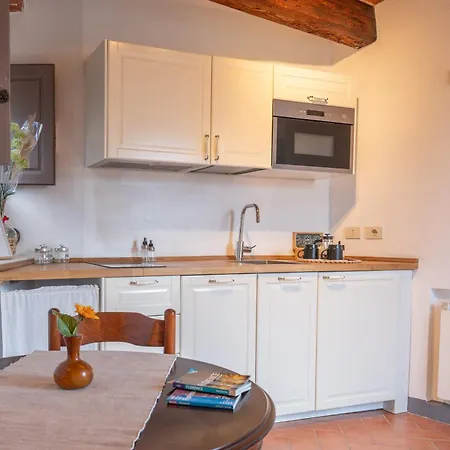 Apartment Cozy Bruni House In