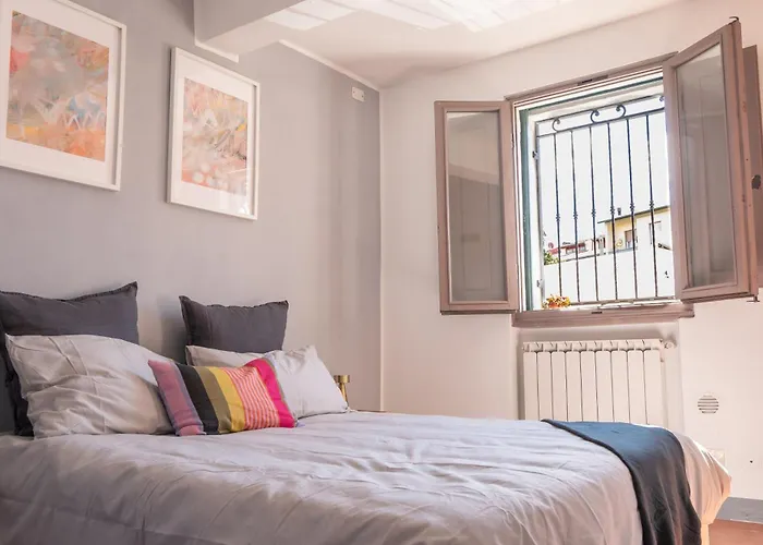 Cozy Bruni House In *